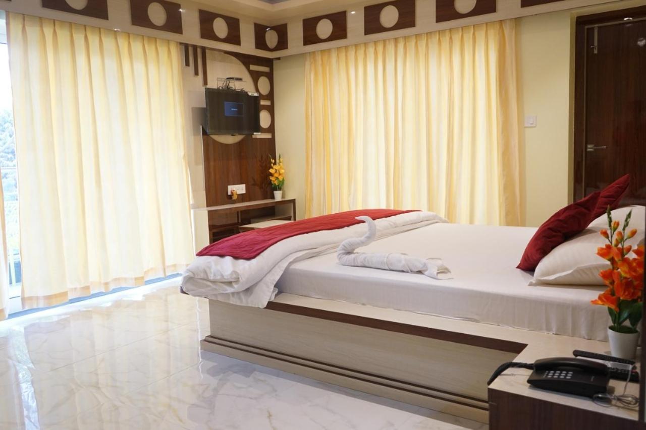 Hotel Mannat International Digha  Kültér fotó