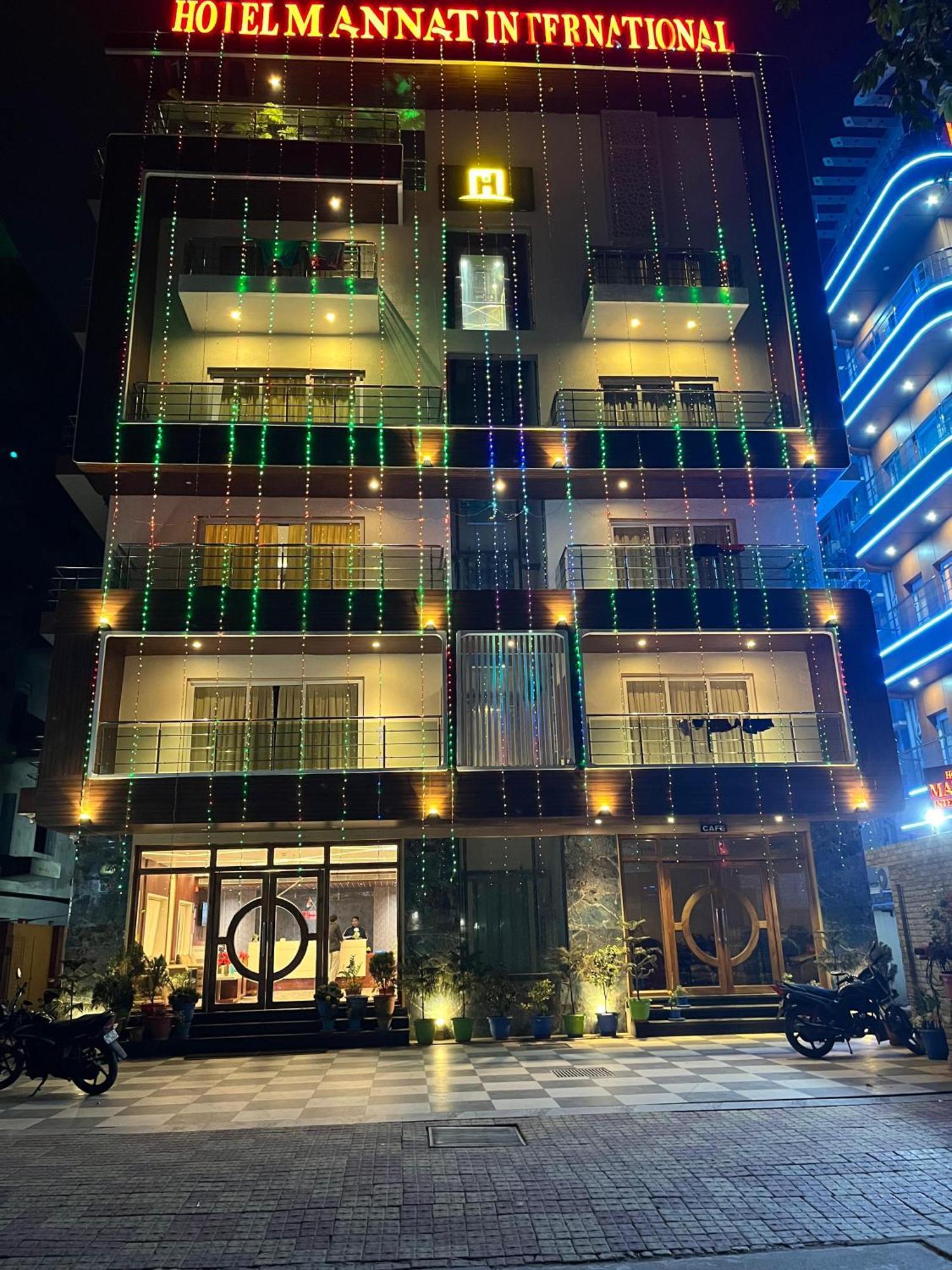 Hotel Mannat International Digha  Kültér fotó